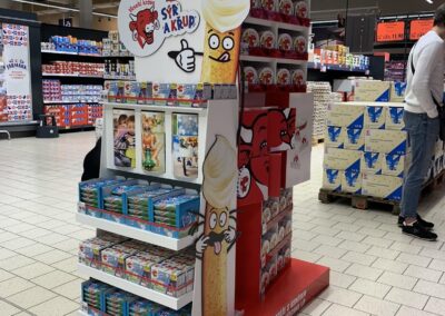 Nové vystavení Veselé krávy od Daga se zalíbí dětem i dospělým